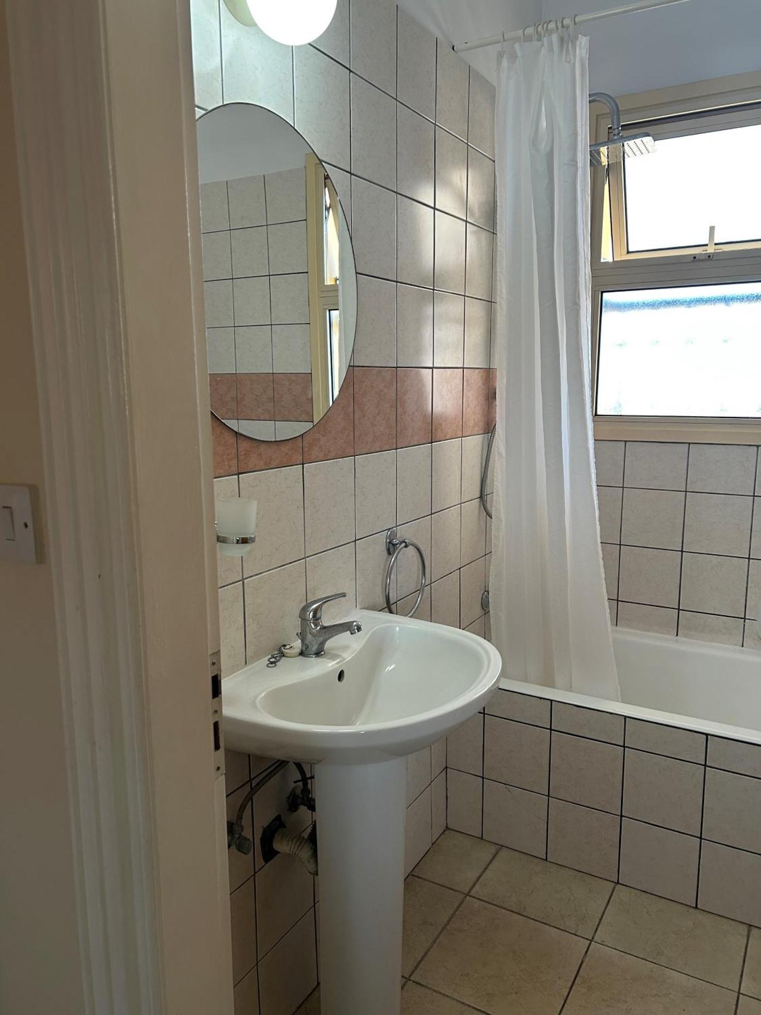 Lovely 2 Bed Aphrodite Gardens, Paphos, Cyprus
